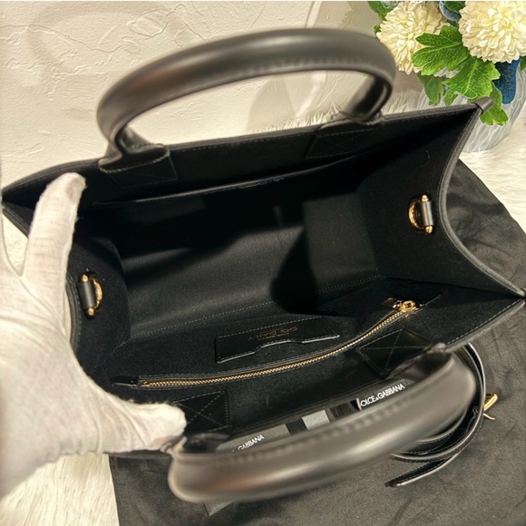 Dolce & Gabbana Year of The Rabbit Black Floral Embroidered Tote - Picture 2 of 9